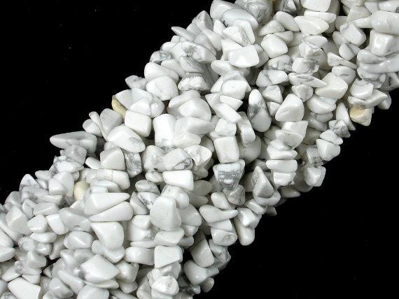 Howlite, 4mm - 9mm Chips Beads-Gems: Nugget,Chips,Drop-BeadDirect